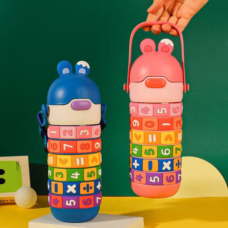 Kreativer pädagogischer Becher für Kinder