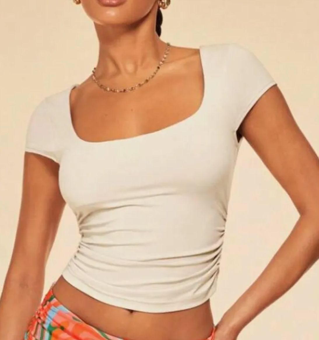 Damen T-Shirt mit quadratischem Ausschnitt, leger