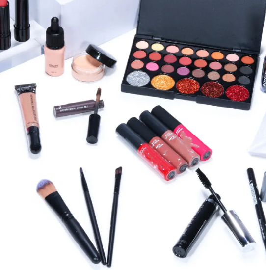 Komplettes Make-up-Set – Mehrzweck-Kosmetikset