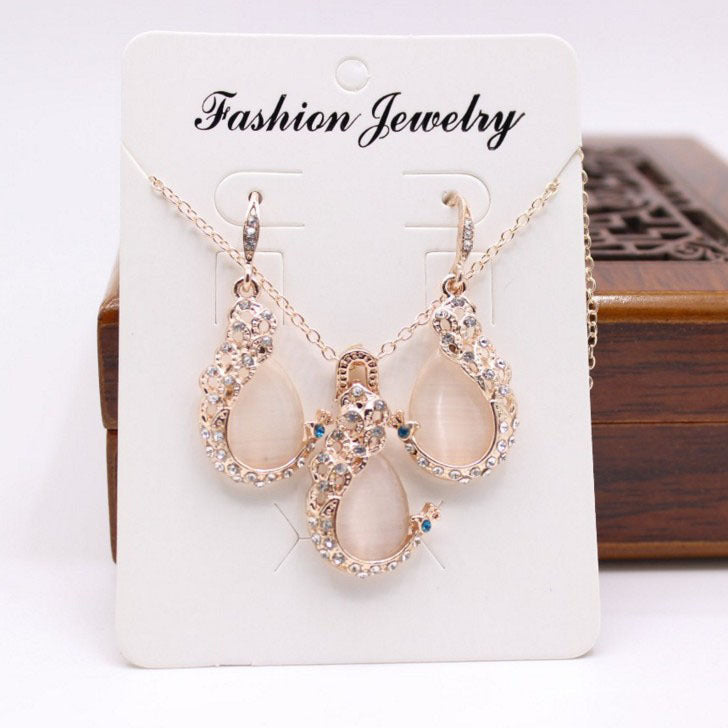 Vintage Water Drop Necklace and Earring Set