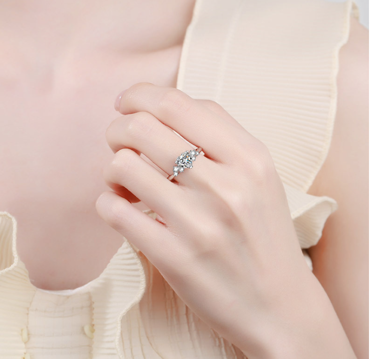 925 Sterling Silver Heart Stone Ring