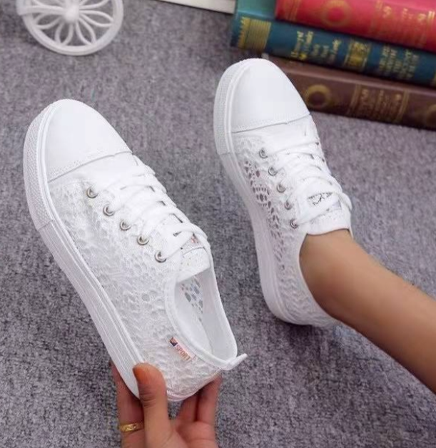 Women’s Lace-Panel Platform Trainers