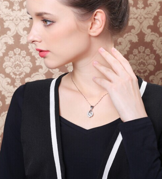 Sterling Silver Waterdrop Pendant Necklace