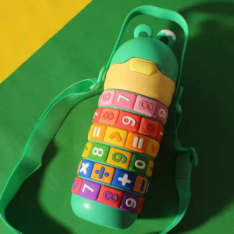 Kreativer pädagogischer Becher für Kinder