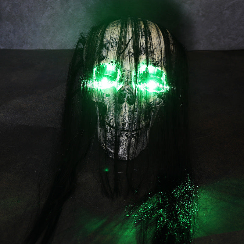 Halloween Skeleton Garden Decor – Glowing Skull & Hand Stakes