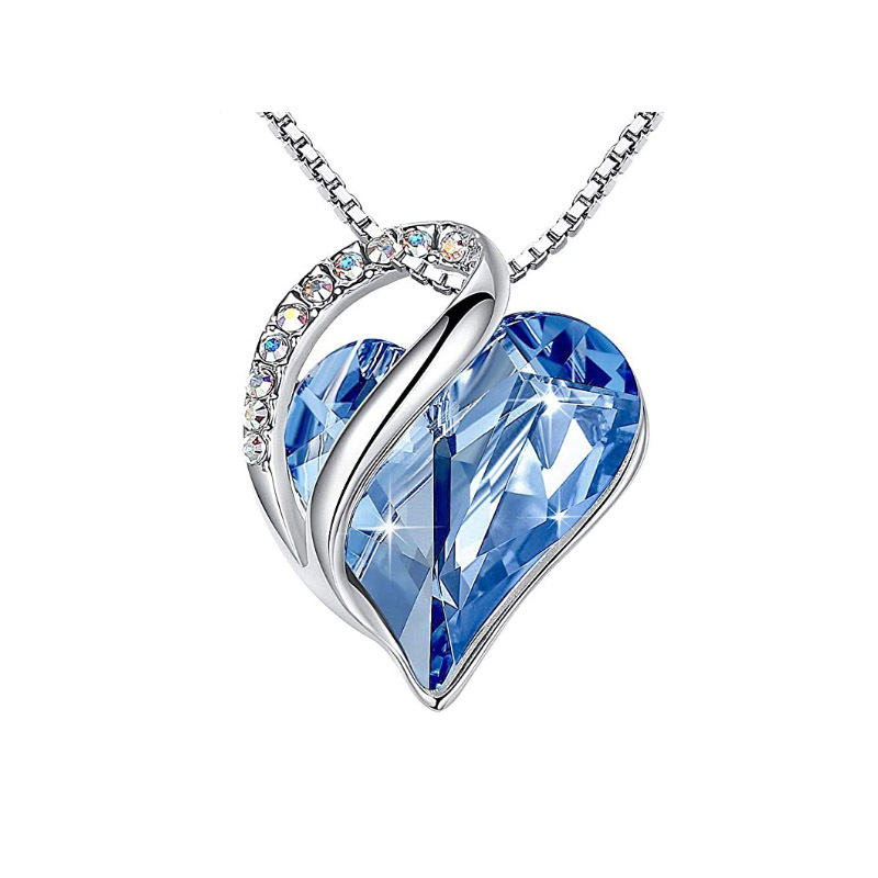 Heart-Shaped Pendant Necklace