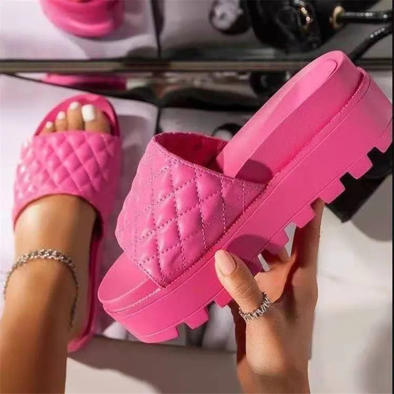 Women's Round-Toe Platform Mid-Heel Slippers – Stylish Indoor Mules