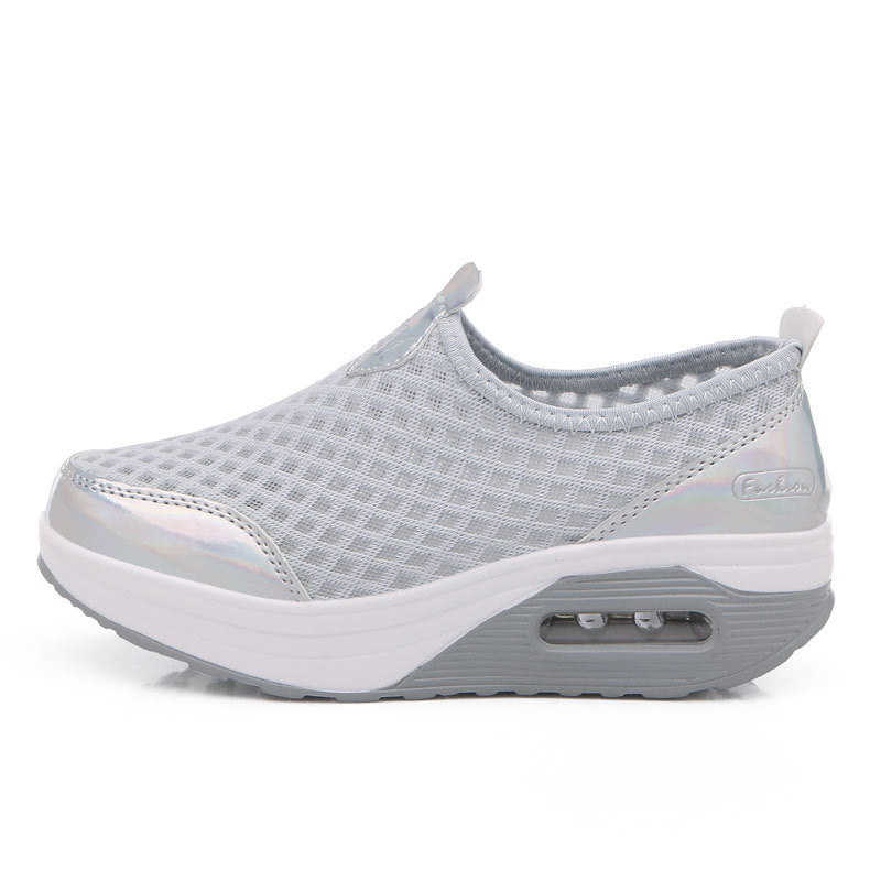 Slip-On Rocking Sole Cloth Shoes | Traditional Beijing Style
