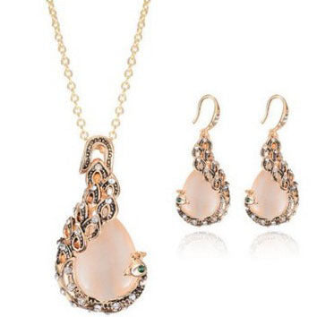 Vintage Water Drop Necklace and Earring Set