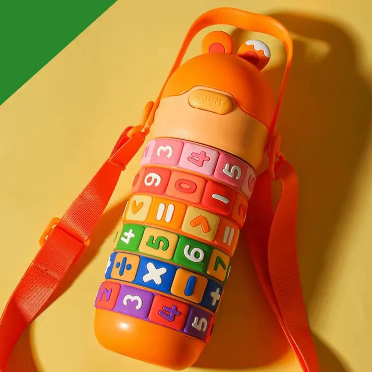 Kreativer pädagogischer Becher für Kinder