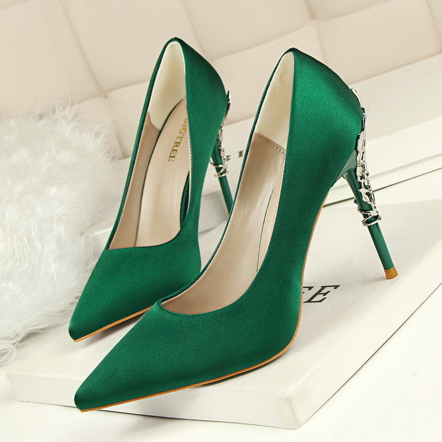 Women's Pointed-Toe Stiletto Pumps
