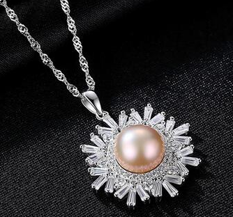 Sterling Silver Snowflake Pearl Necklace