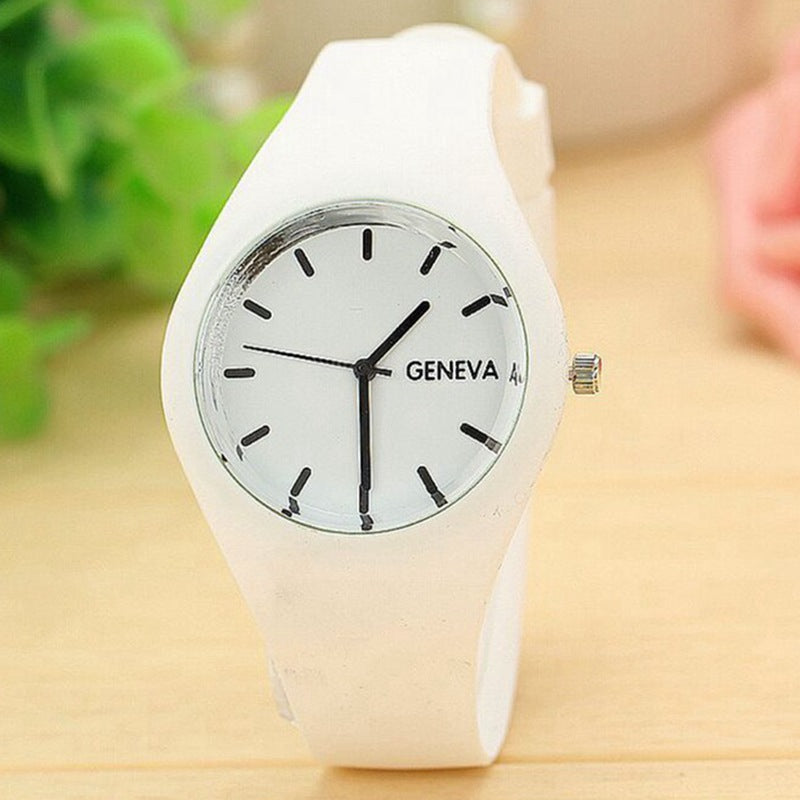 Ultra-Thin Cream Colour Fashion Watch – Minimalist Style for Men & Women