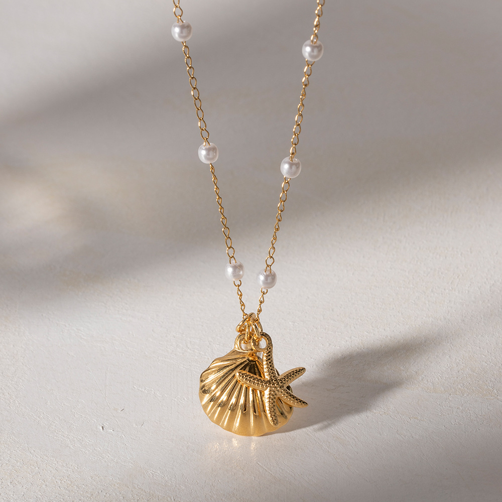 Starfish Shell Pendant Necklace