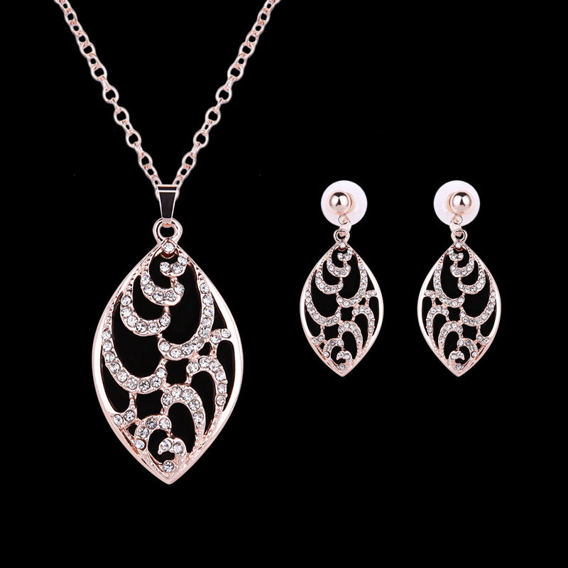 Bridal Pendant Necklace & Earrings Set