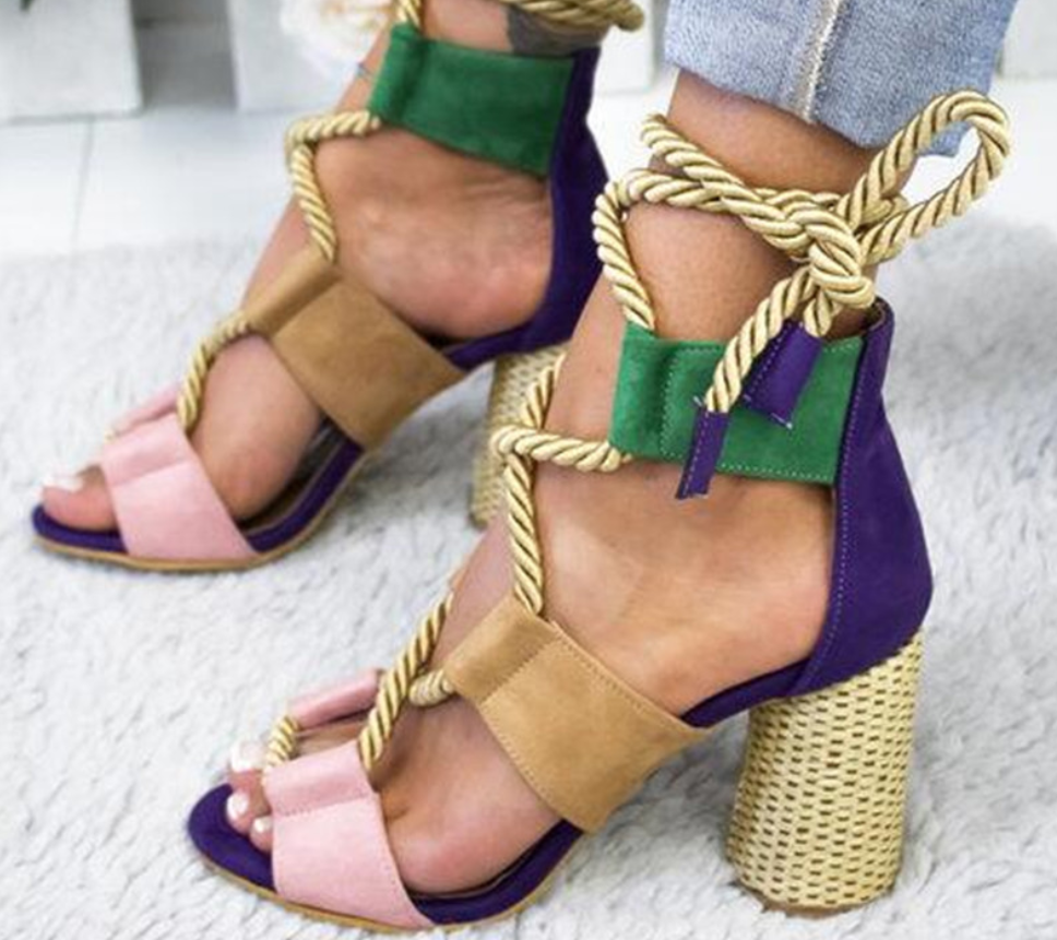 Color Block Sandaletten mit klobigem Absatz