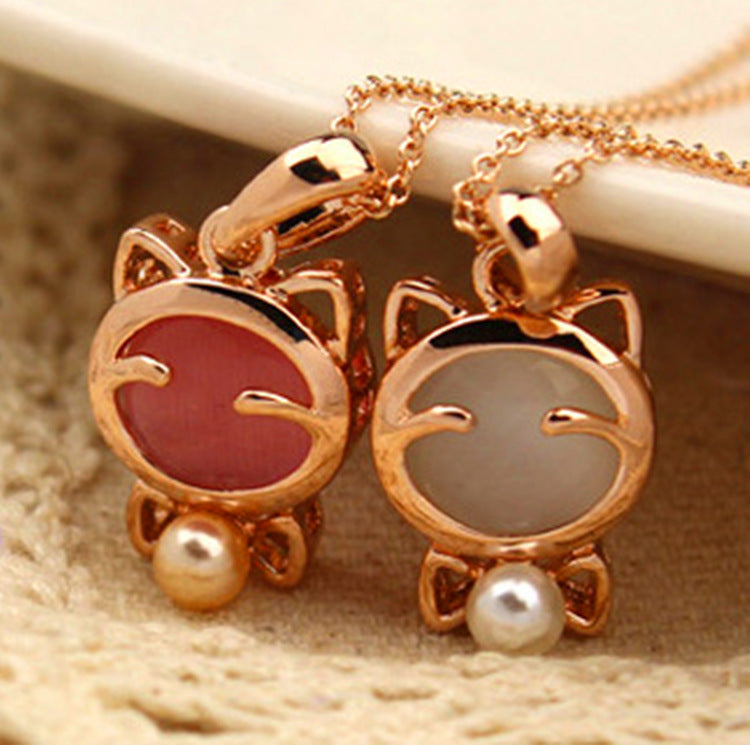 Lucky Cat Pendant Necklace