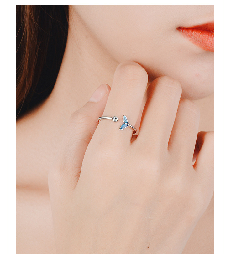 Blue Fish Tail Zircon Ring