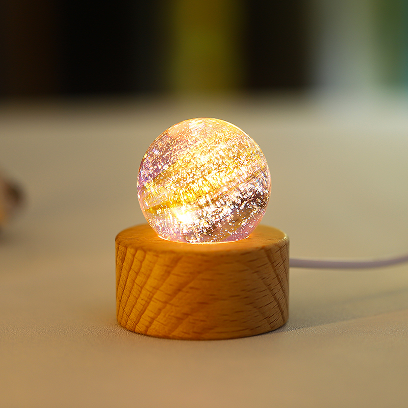 Décoration boule de cristal en perles de verre