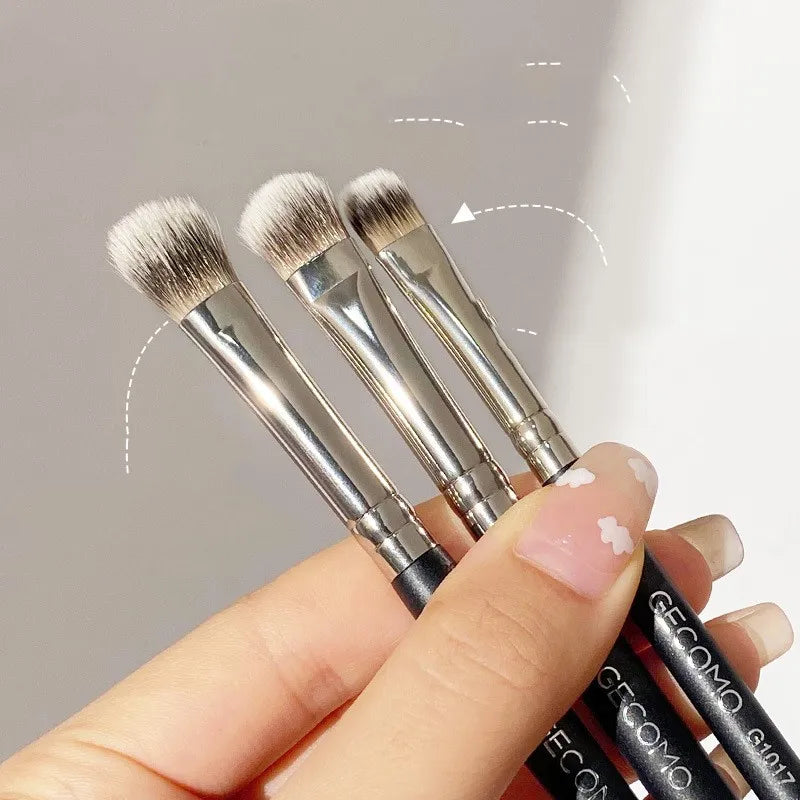 Professionelles Make-up-Pinsel-Set – weiche Kunstfaser mit Holzgriffen