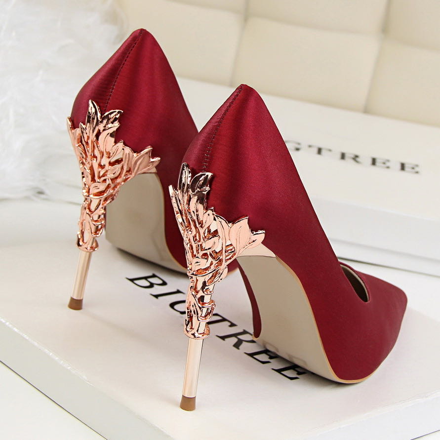 Women's Pointed-Toe Stiletto Pumps