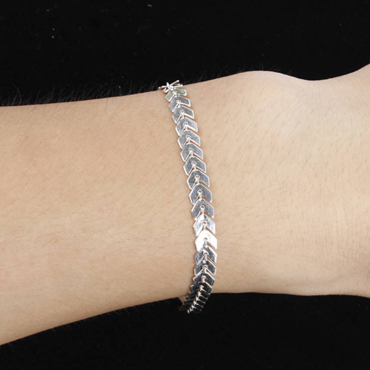Handmade Chain Bracelet for Women – Gold & Silver