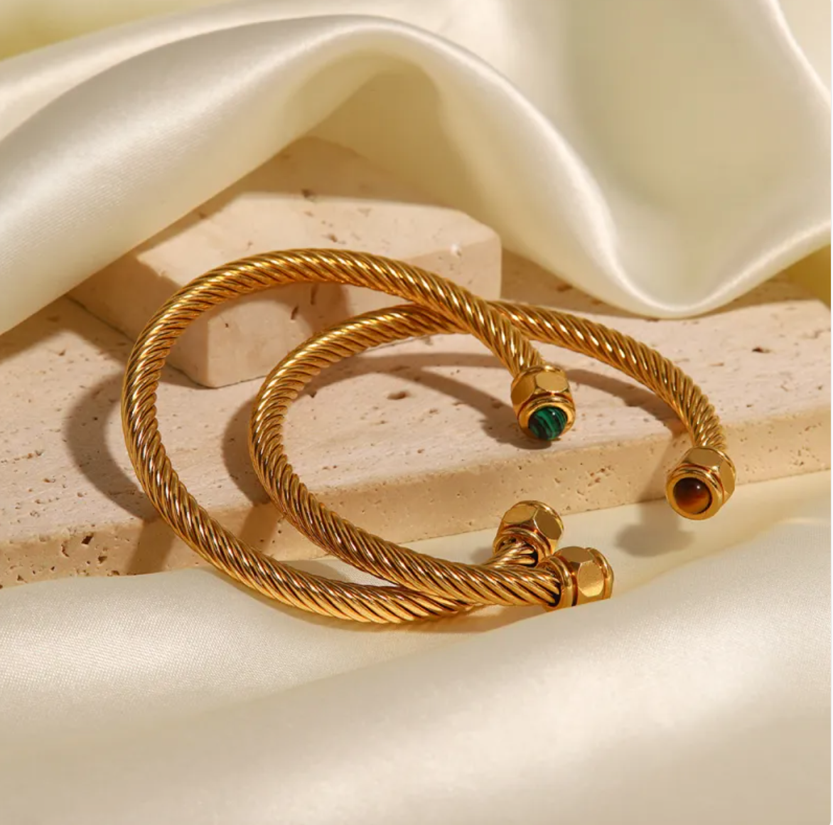 Bracelet fin en chaîne plaqué or pour femme