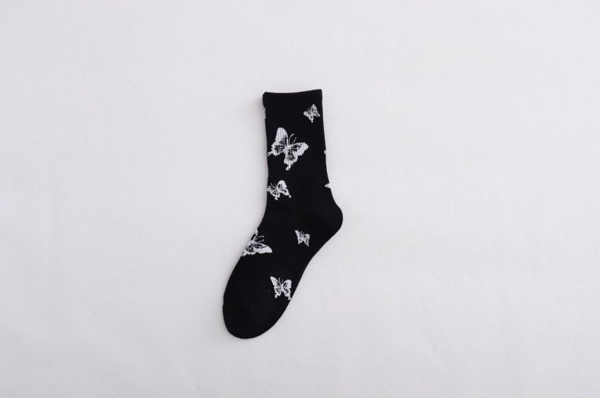 Women's Butterfly Print Mid-Calf Socks