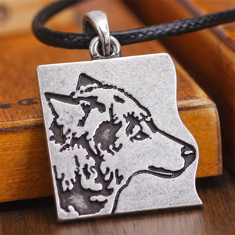 Vintage Wolf Head Pendant Necklace